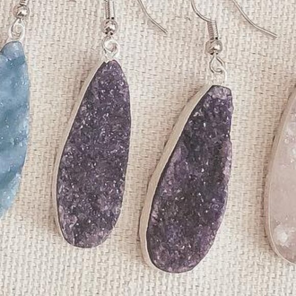 NWT $60 msrp Kinsley Armelle Druzy Collection Silver Royal Drop Earrings - Picture 2 of 5